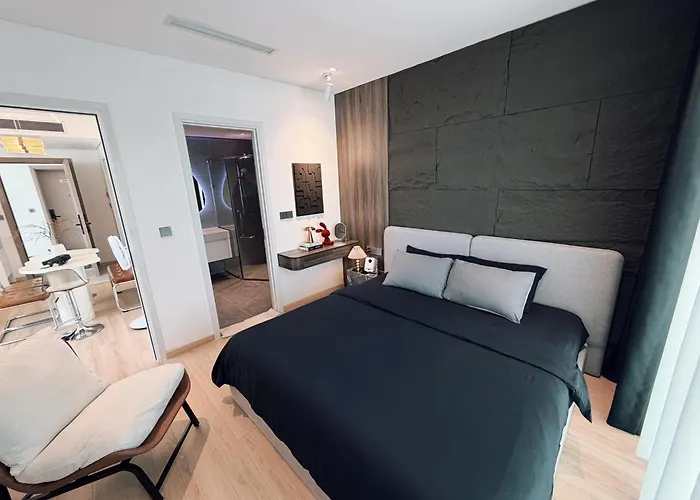 The - Sun World Apartment *